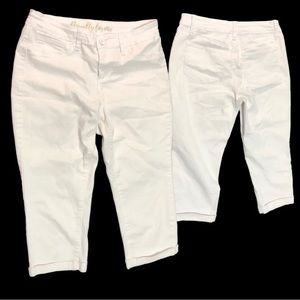 Royalty For Me Women White Stretch Jean shorts Size 6 W30 L15 30X 15 EUC C106